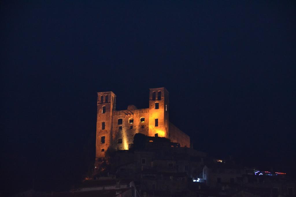 Apartmán Al Ponte Vecchio Dolceacqua Exteriér fotografie